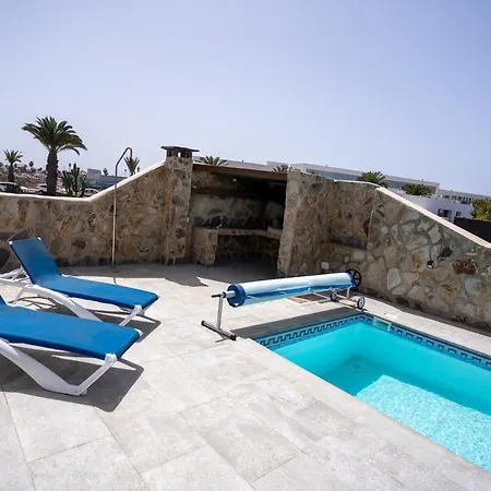 Villa Tenike
